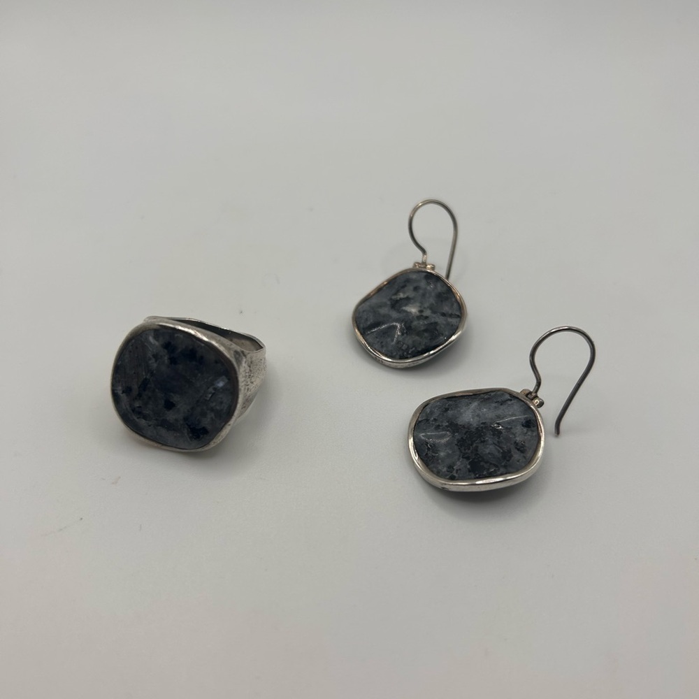 Silpada sterling silver wavy feldspar earrings and matching ring